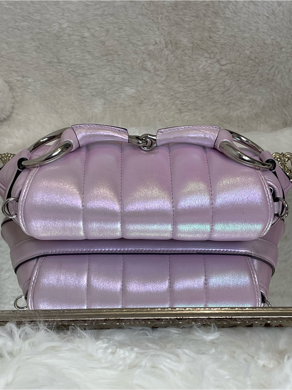 EUC Gucci Horsebit Chain Shoulder Bag Pink Iridescent Vertical Matelasse Quilted - Picture 6 of 16